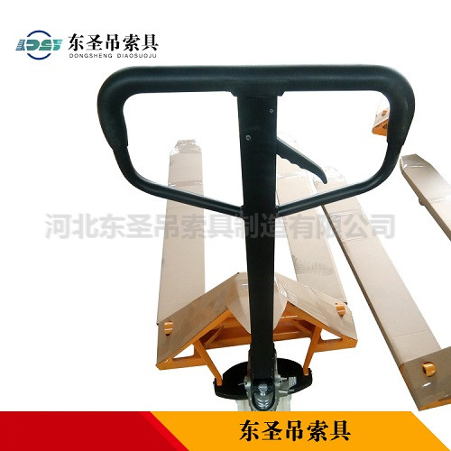 托盤搬運(yùn)車油封更換--河北東圣吊索具制造有限公司--小型攪拌機(jī)|手動(dòng)叉車|液壓堆高車|手動(dòng)叉車